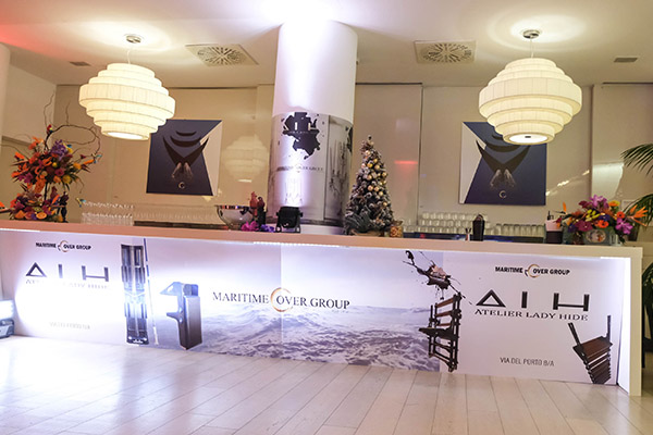 Soluzioni accattivanti ed eleganti per stand fieristici