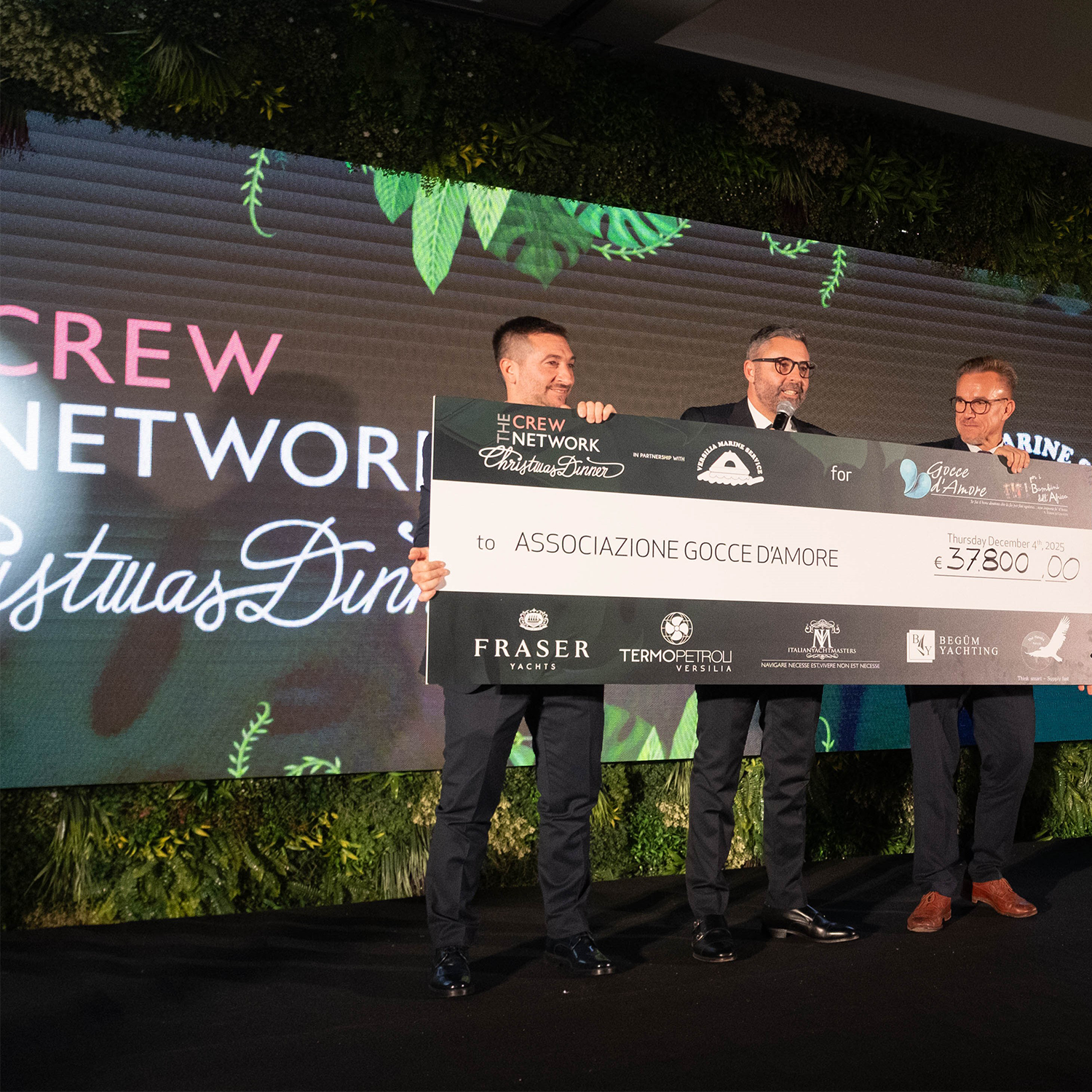 TCN'2 2025 Christmas Dinner: una serata all’insegna di eleganza, networking e solidarietà